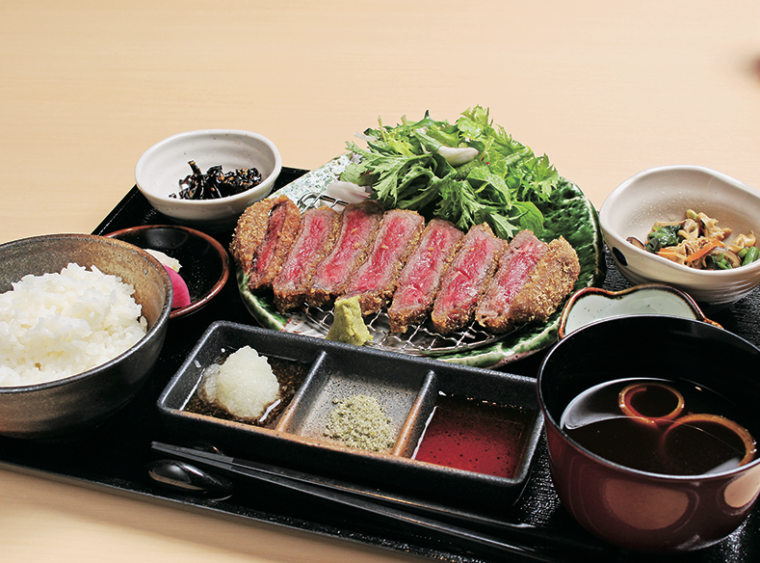 くずし割烹 KUMA(クマ)