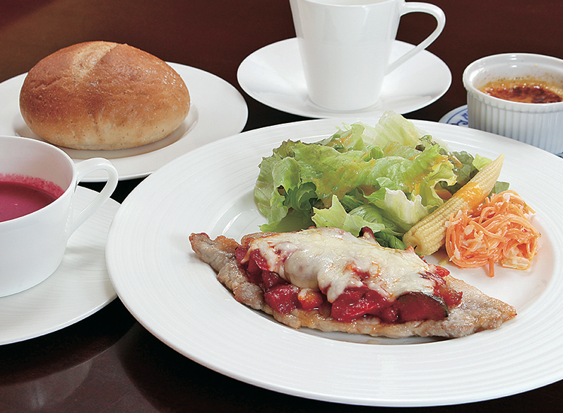 Bistro Petit Bonheur(プチボヌール)