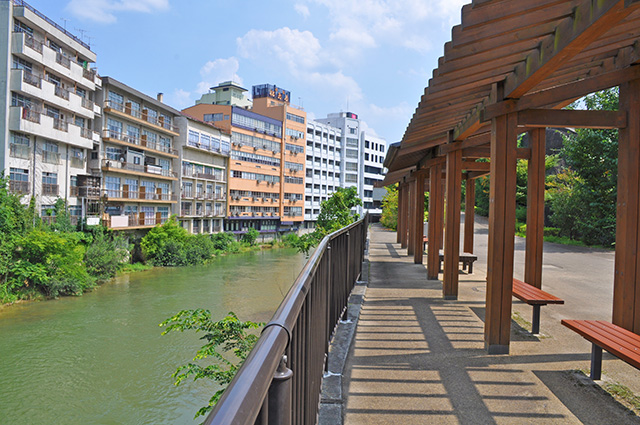 飯坂温泉　波来湯