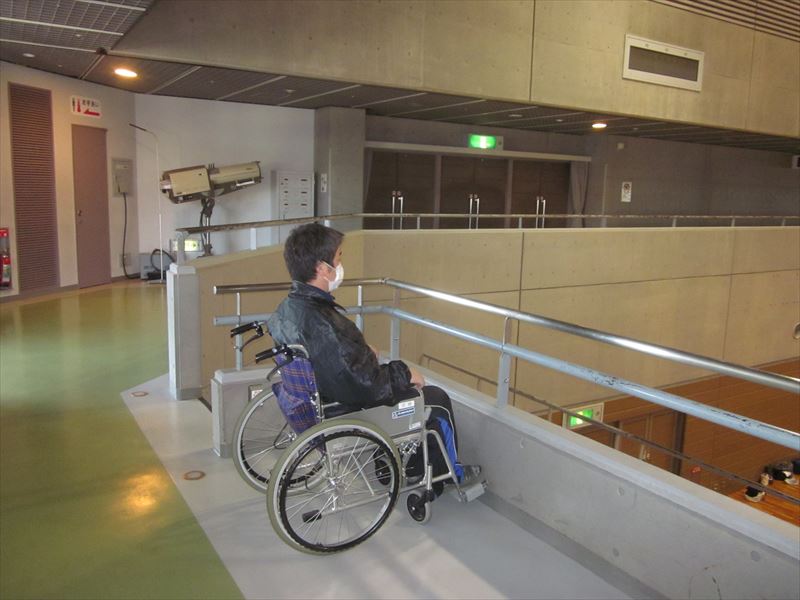 車いす用観覧席