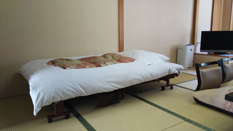 簡易ベッド