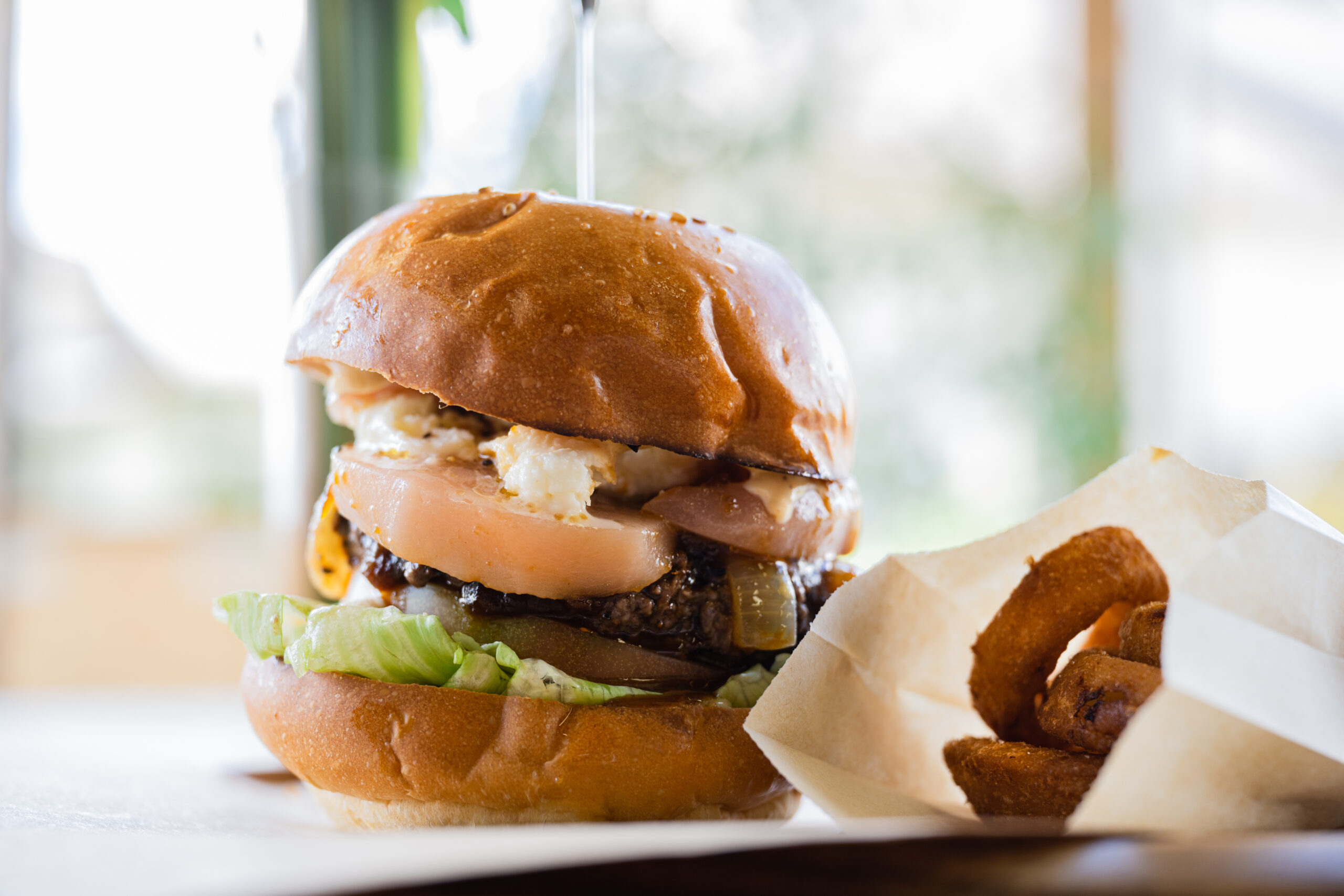 【ピーチホリデイ食レポ】 Vol.11 福島県産牛と桃のコラボ「ピーチーズバーガー」by COW BURGERS