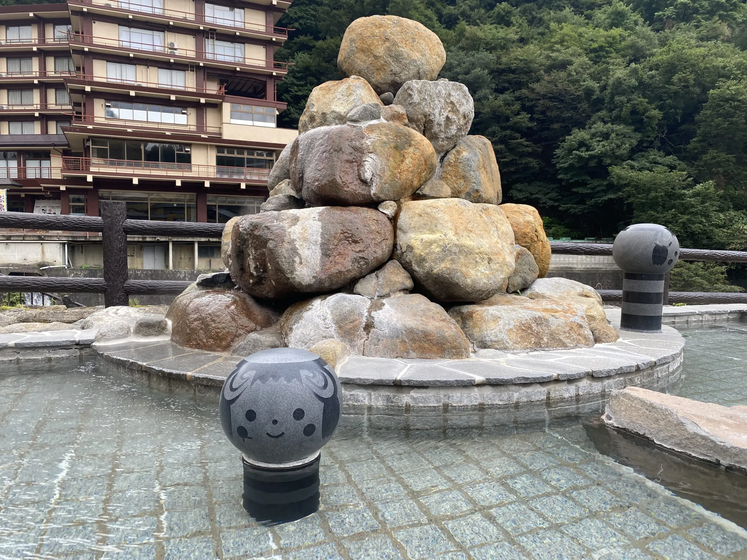 無料の足湯「きぼっこの湯」