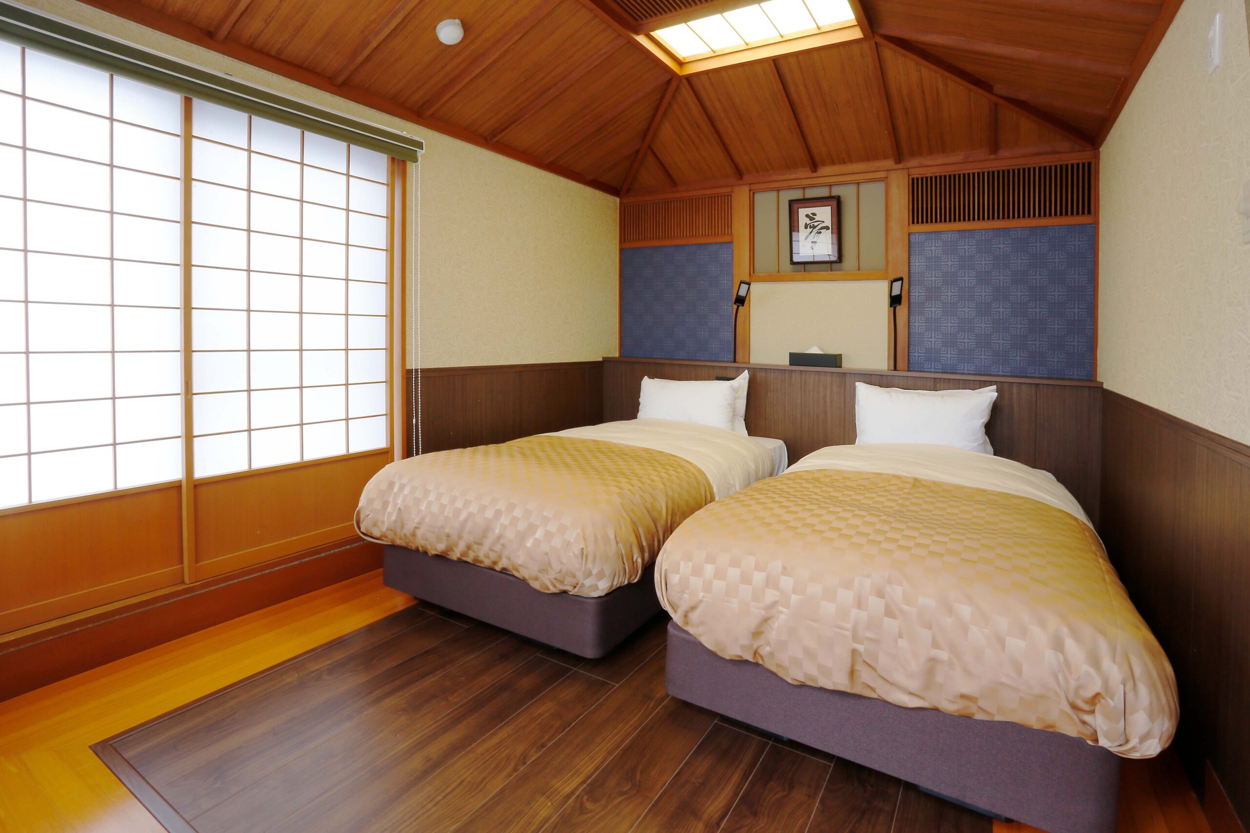 穴原 温泉 山 房 月 之 瀬