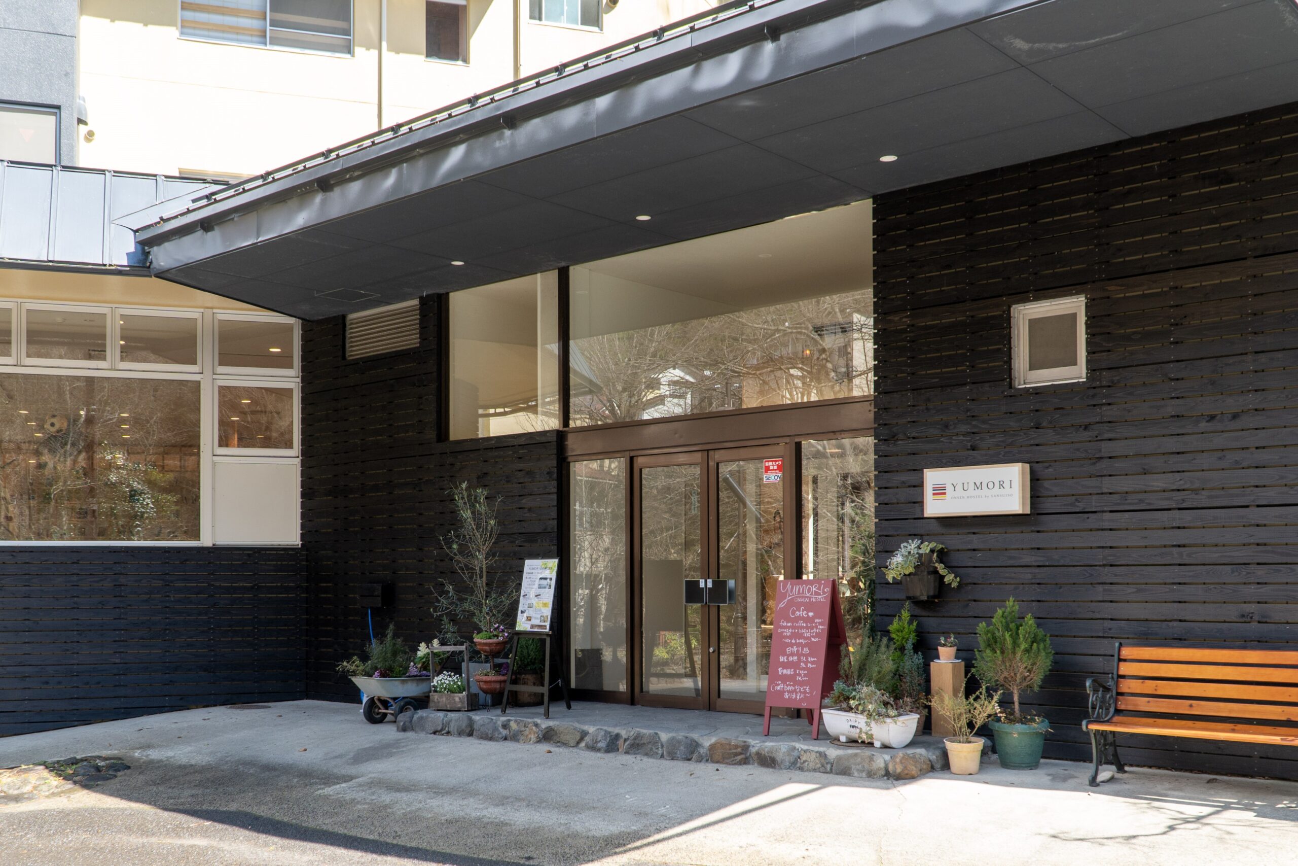 YUMORI外観