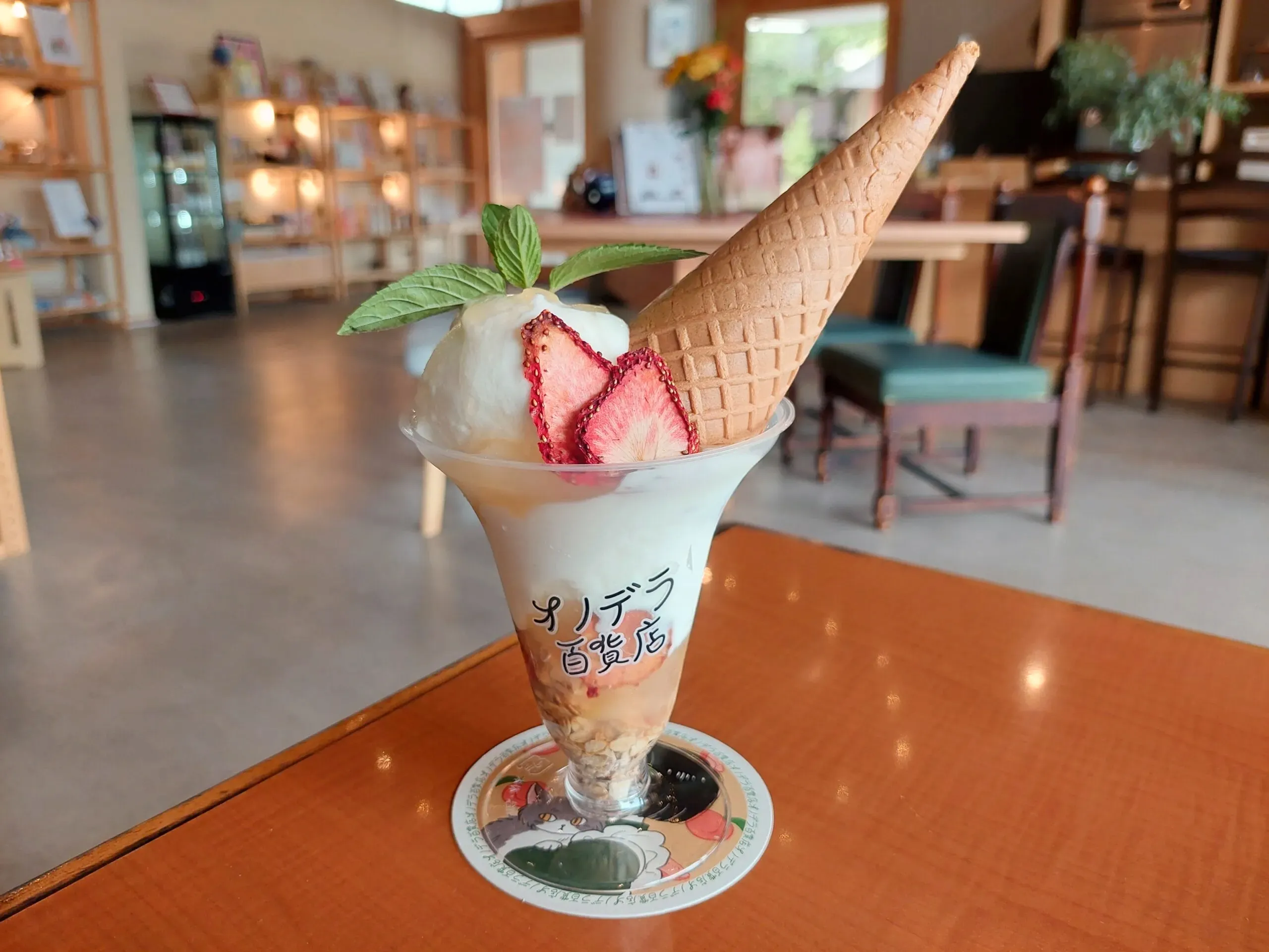 【ピーチホリディ2025】食レポVol.3｜「飯坂パフェ」byオノデラ百貨店