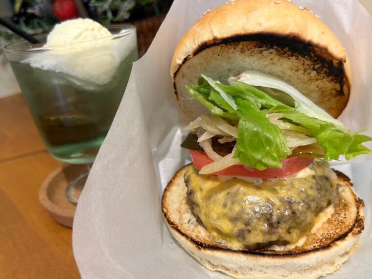ビッグチーズバーガー・1,080円