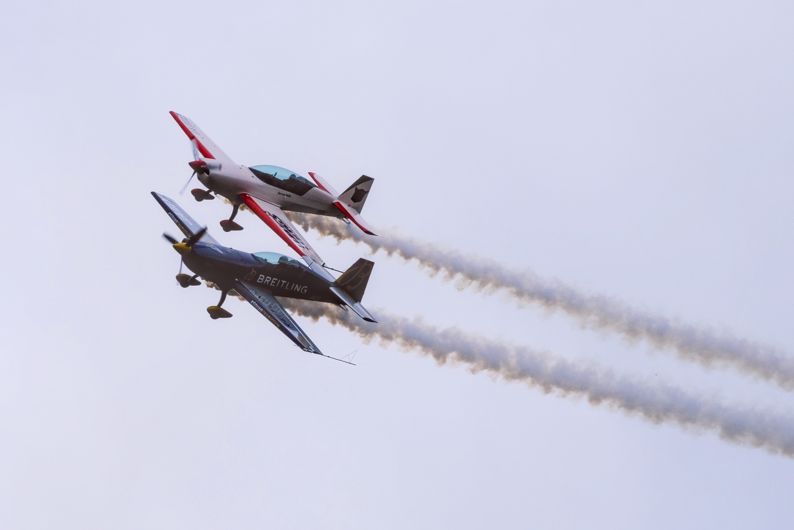 2機によるオープニングフライト