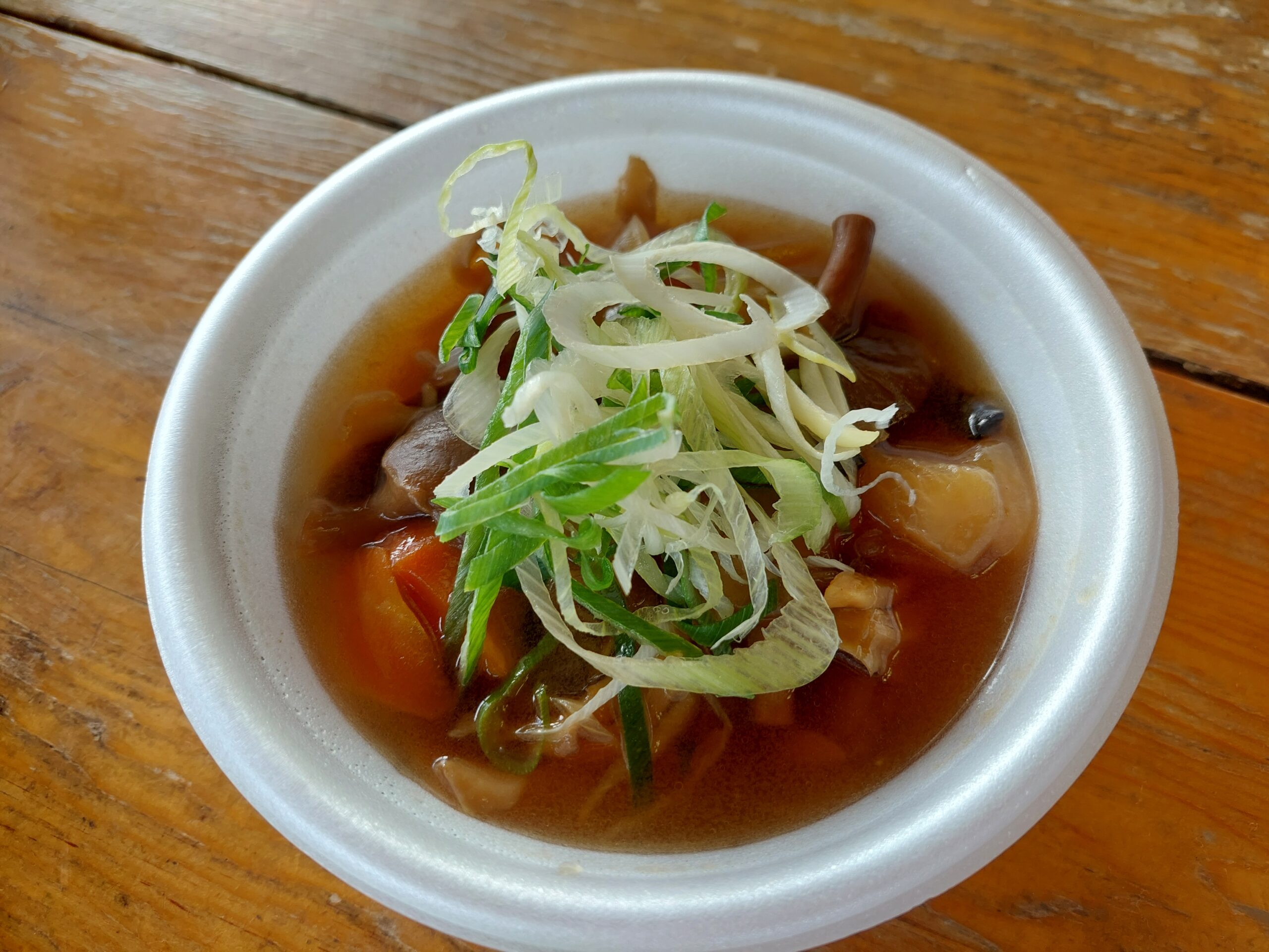 きのこ汁（600円）