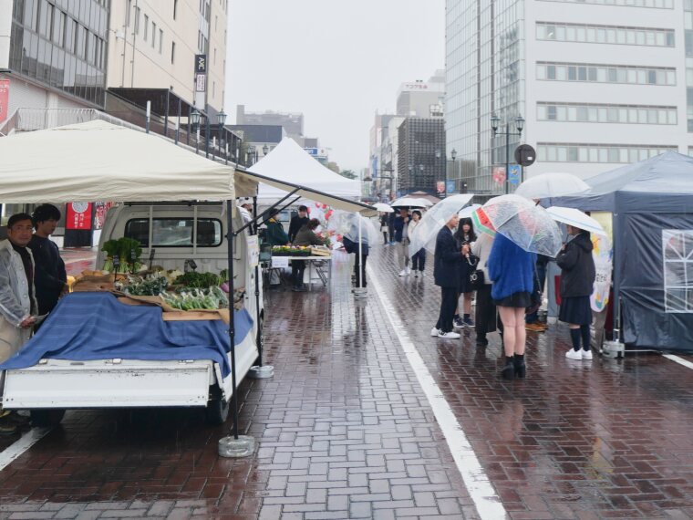 福島駅前軽トラ市