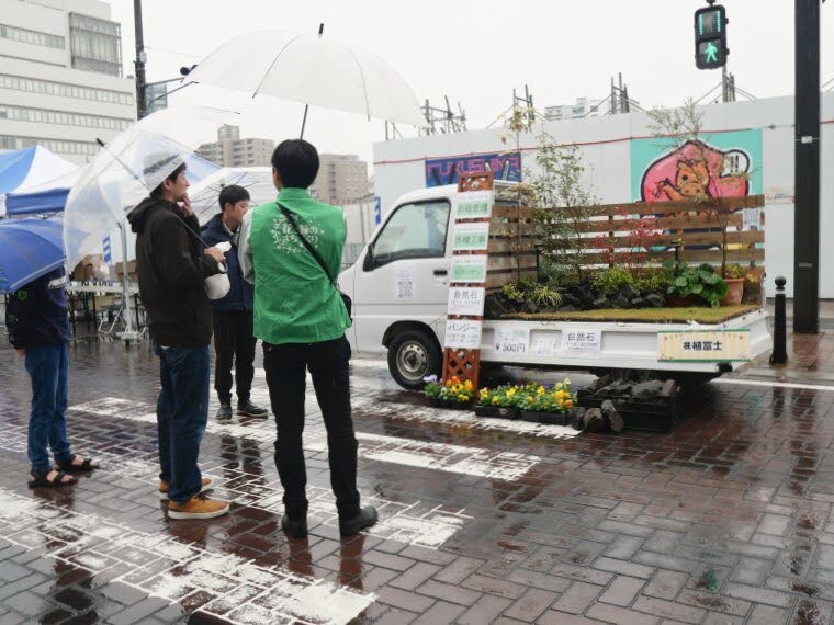 福島駅前軽トラ市