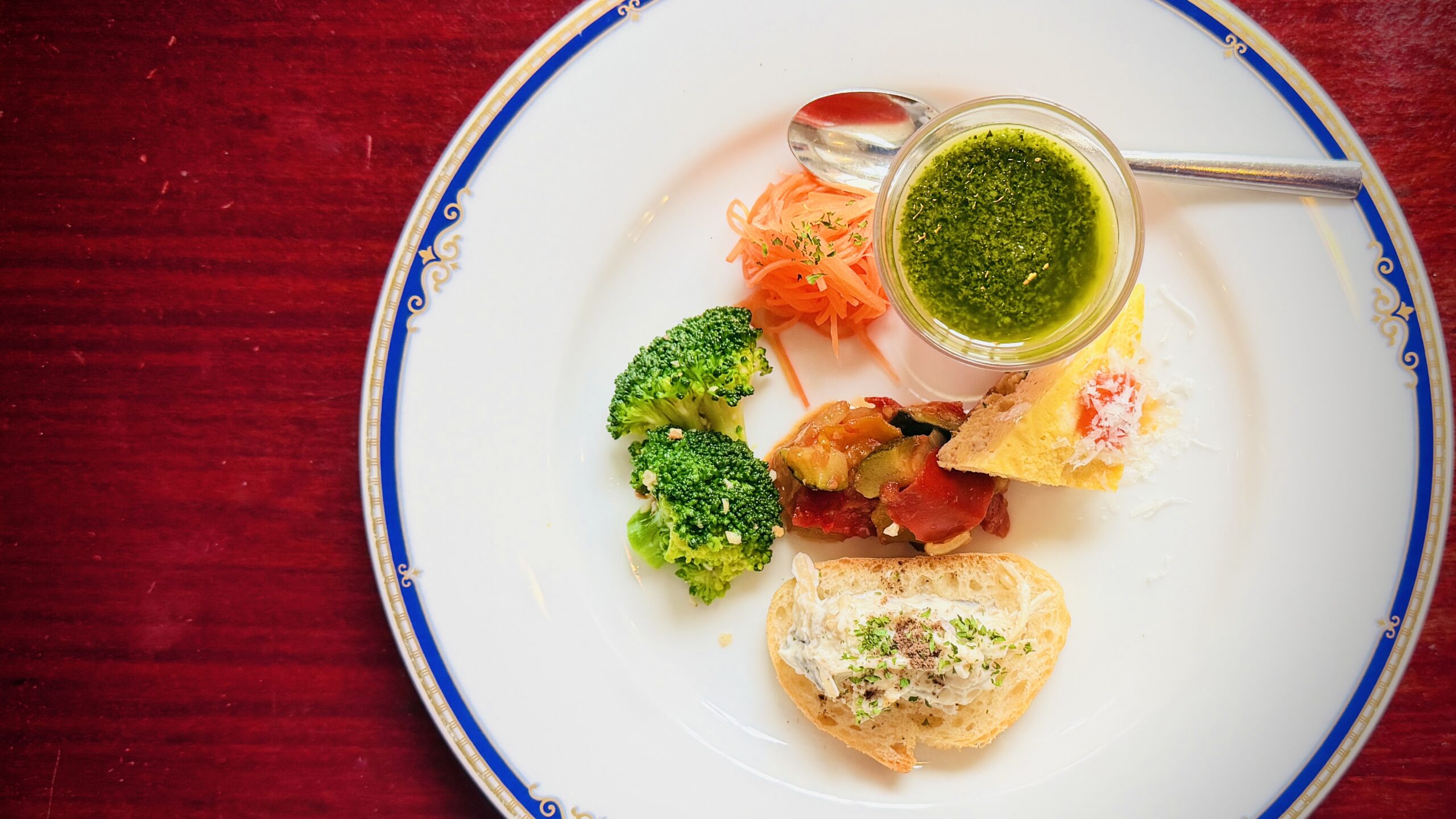 どれを食べても美味しい！メインへの期待をぐんぐん高めてくれるこだわりの前菜。