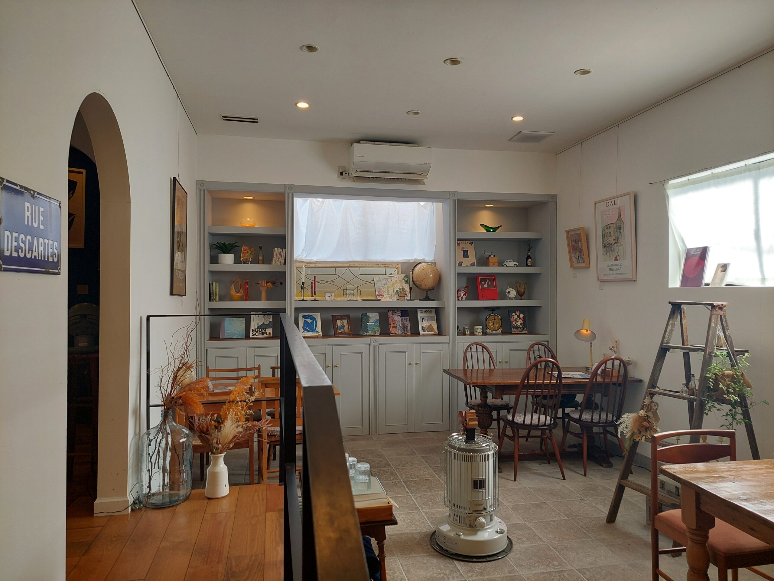 Atelier cafe店内