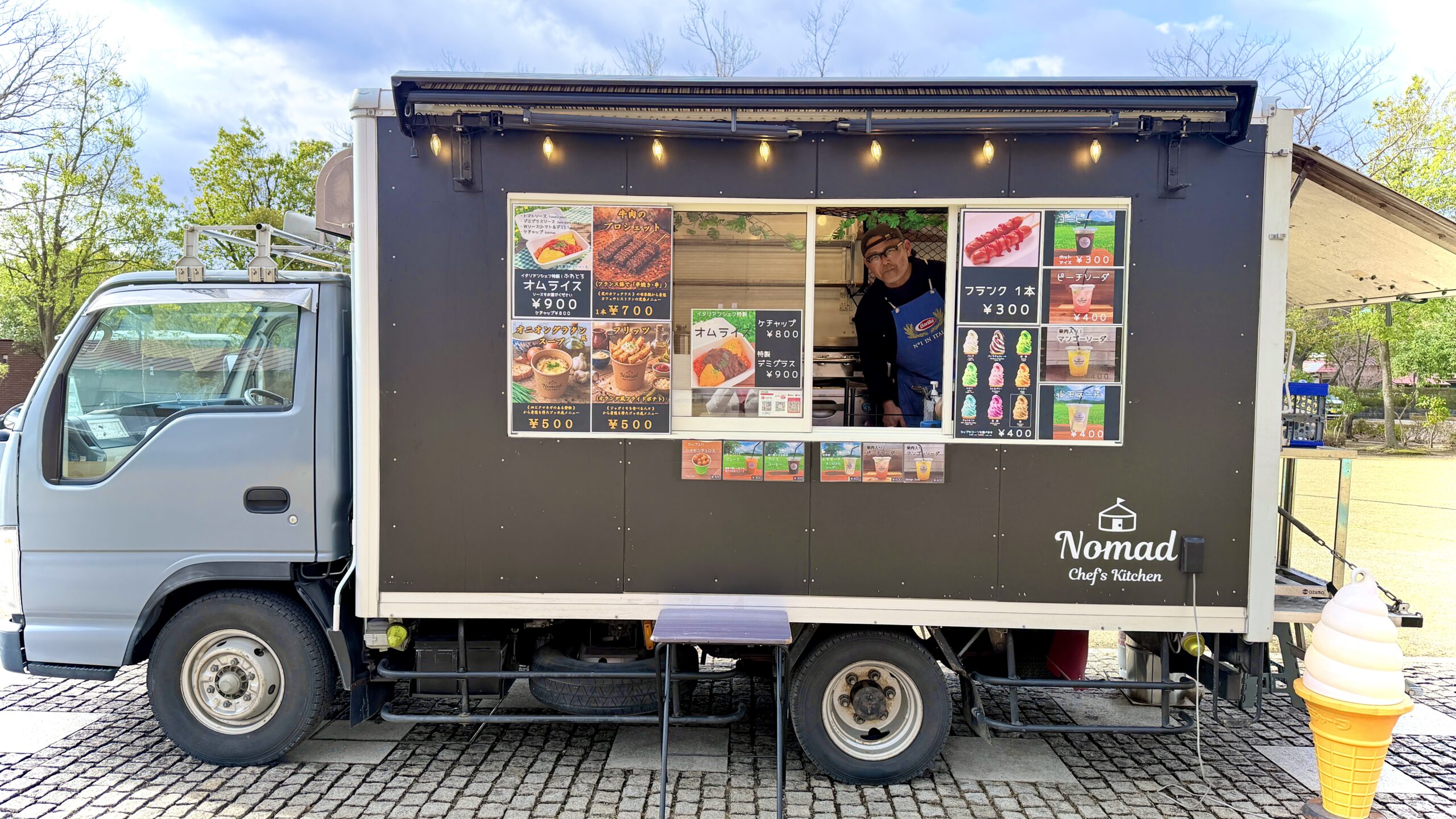 キッチンNomadのキッチンカー