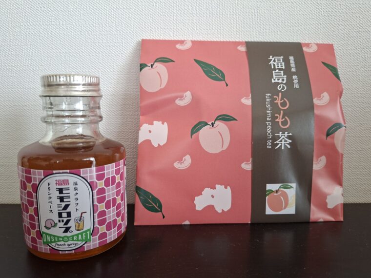 福島のもも茶(470円)温泉クラフトモモシロップ(650円)